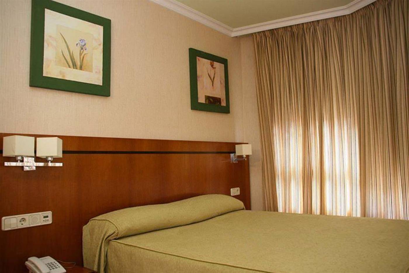 HHB Pontevedra Confort-Spain-PONTEVEDRA -General view-8