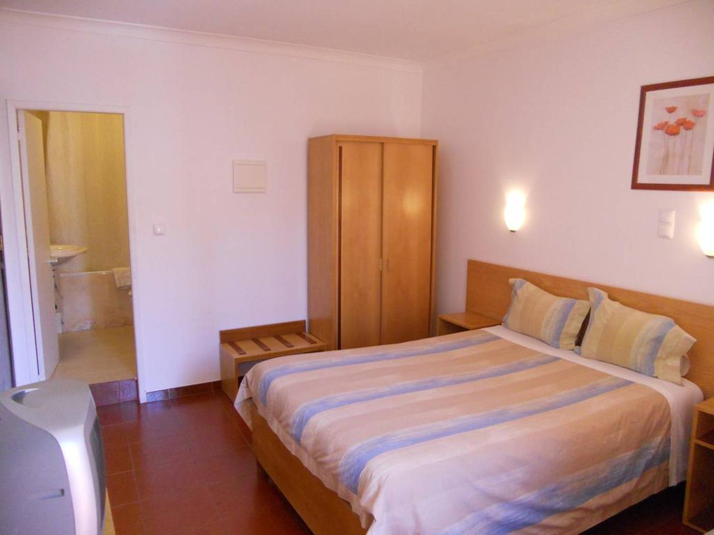 Setubalense-Pens-o-Room-3