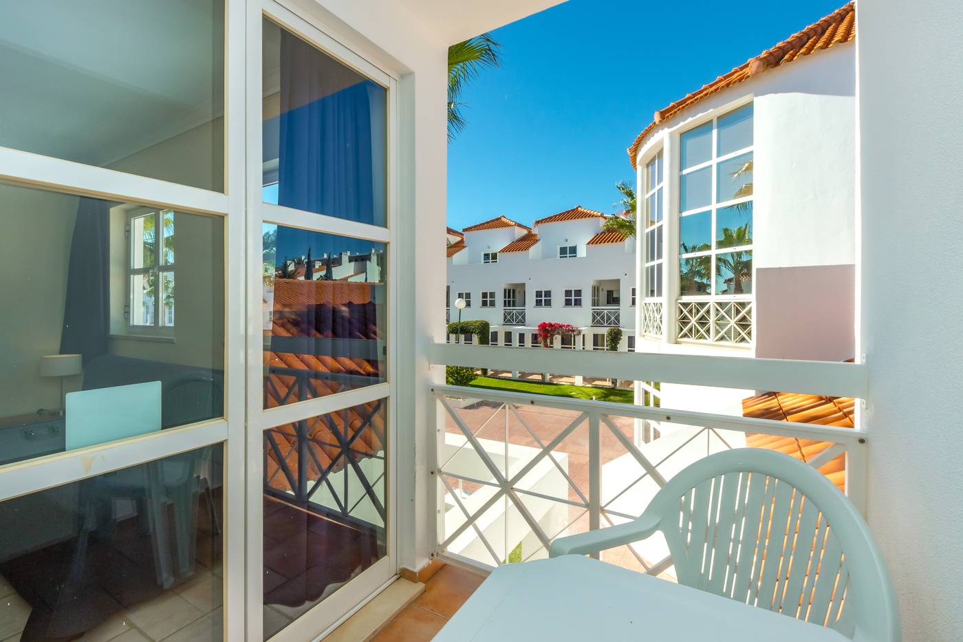 Ouratlantico-Room-23