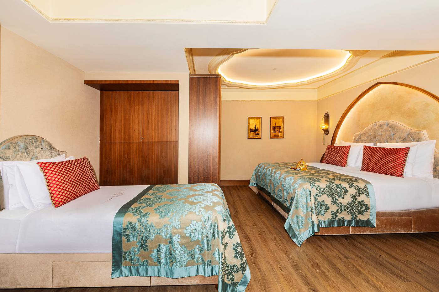 Romance-Istanbul-Hotel-Room-34