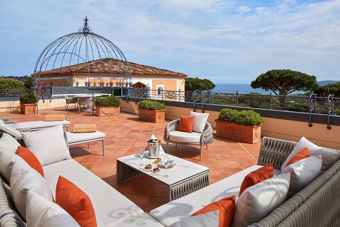 Chateau-de-la-Messardiere-Room-9