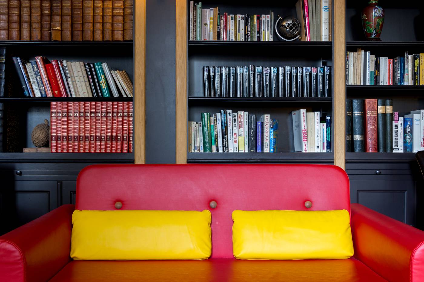 Le-Relais-Monceau-Lobby-53