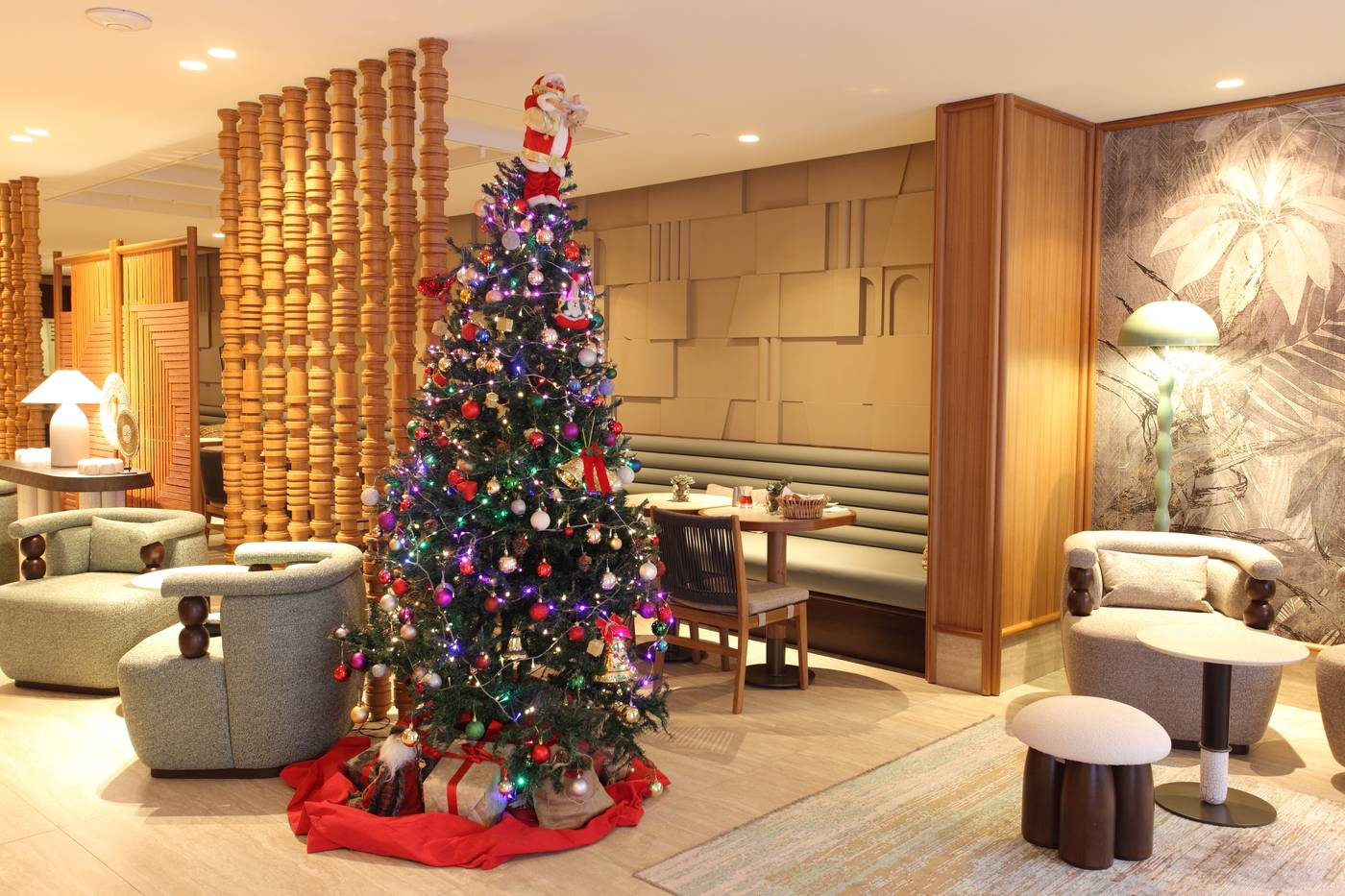 Housez-Suites-and-Apartments-Restaurant-5