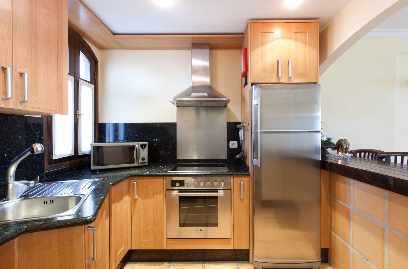 Regency-Country-Club-Room-35