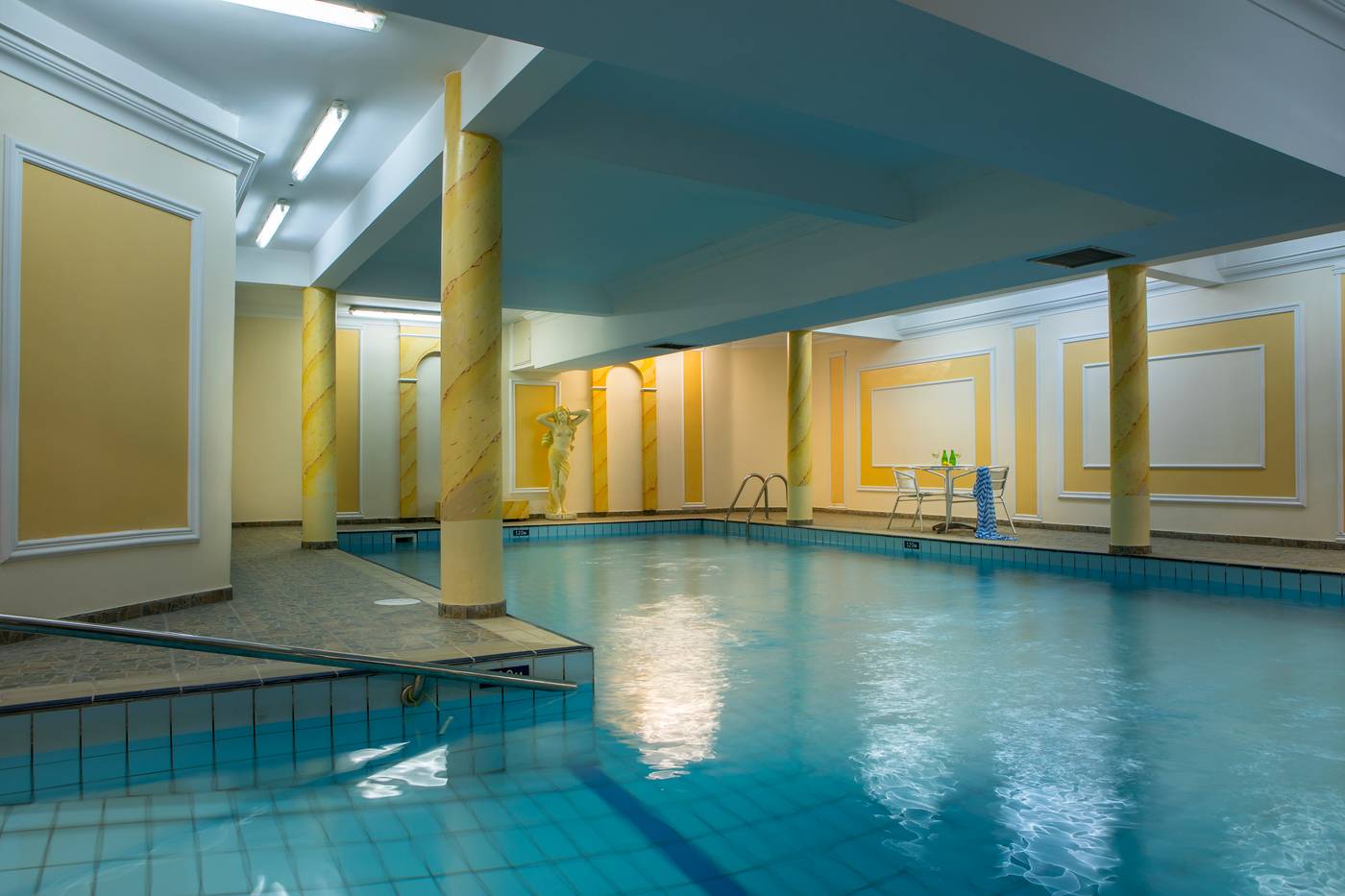 Kapetanios-Limassol-Hotel-Pool-22