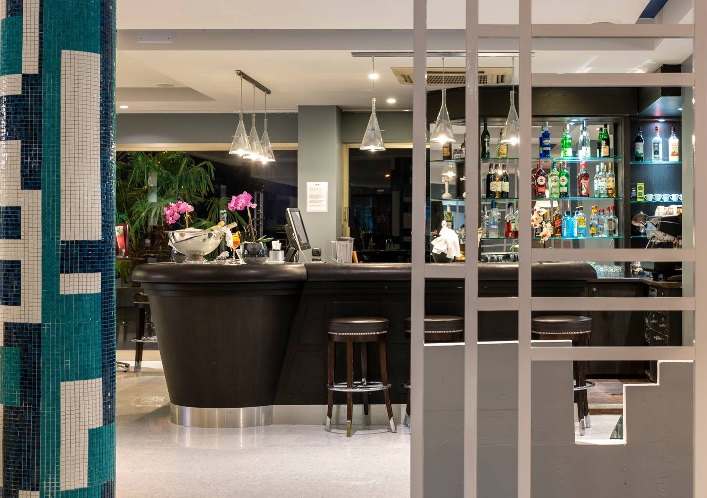 Juliana-Cannes-Bar-38