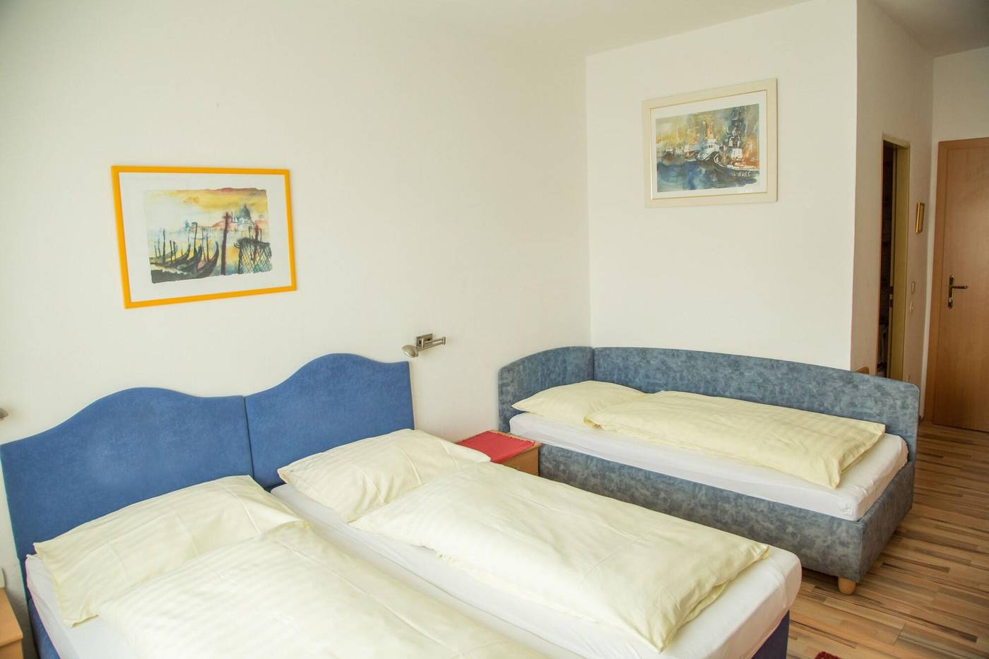 Lilienhof-Austria-SALZBURG-Room-6