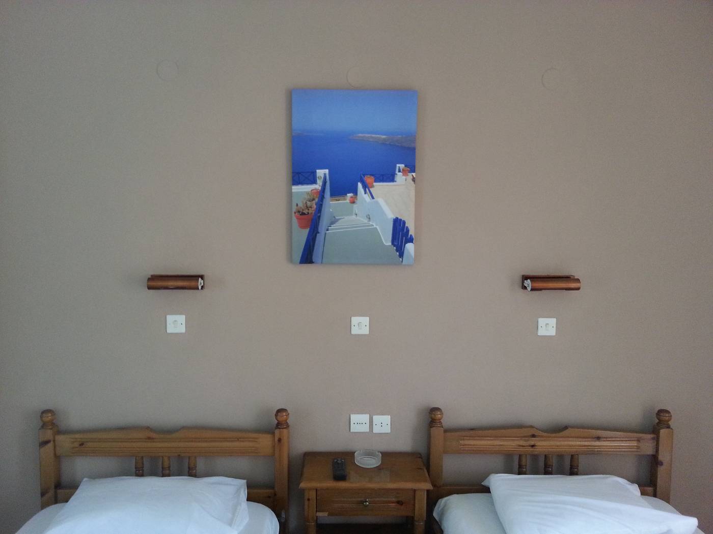 Maroula-Studios-Room-29