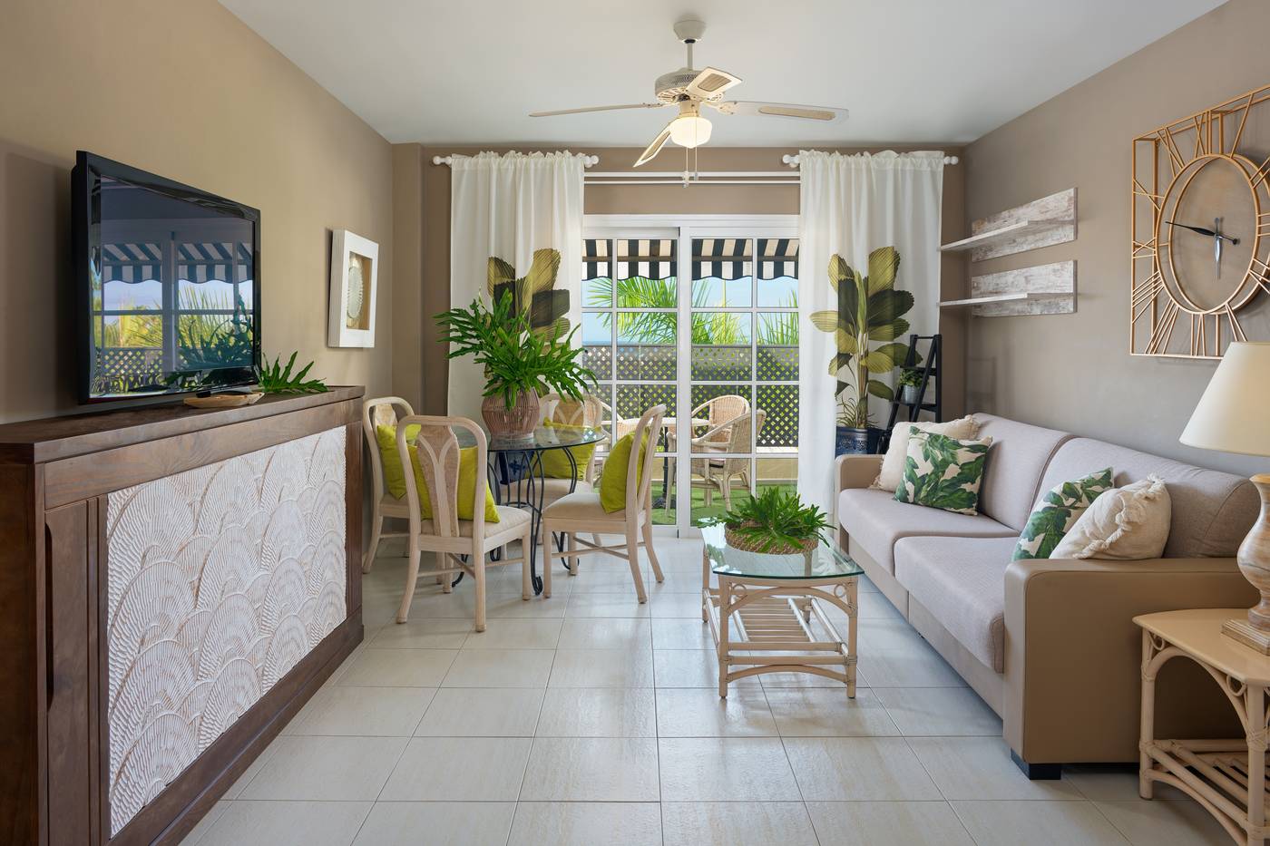 Gran-Oasis-Resort-Room-57