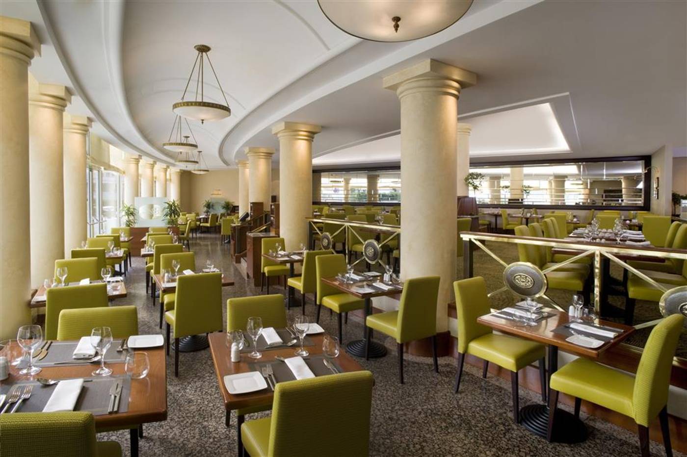 Sheraton-Warsaw-Hotel-General-view-63