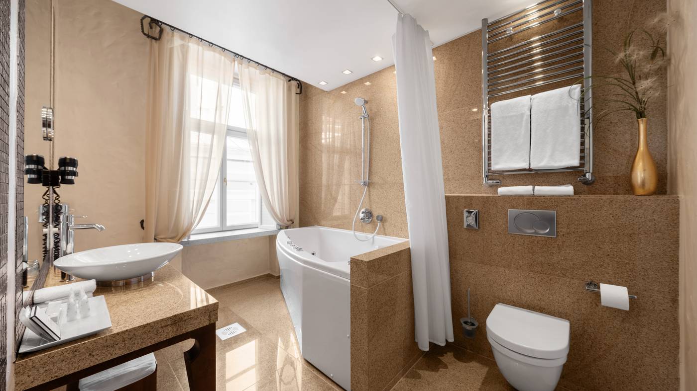 Rixwell-Collection-Savoy-Boutique-Hotel-Room-32