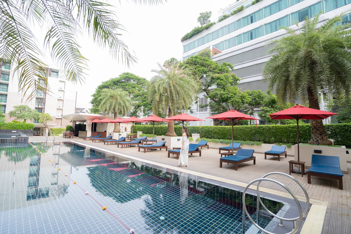 Centre-Point-Sukhumvit-Thong-Lo-Pool-59