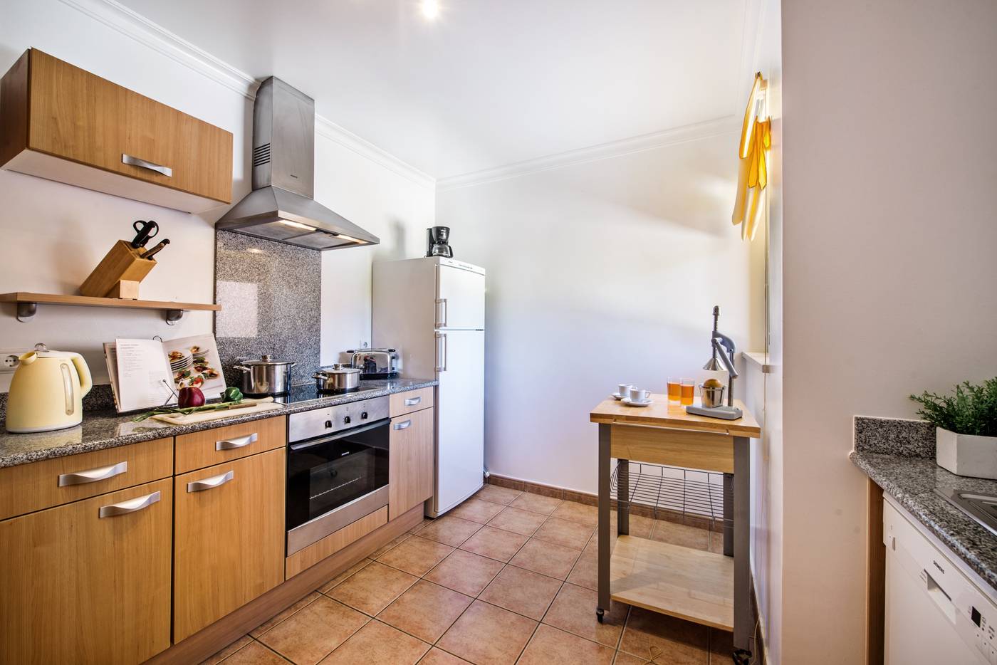 Jardim-da-Meia-Praia-Room-40