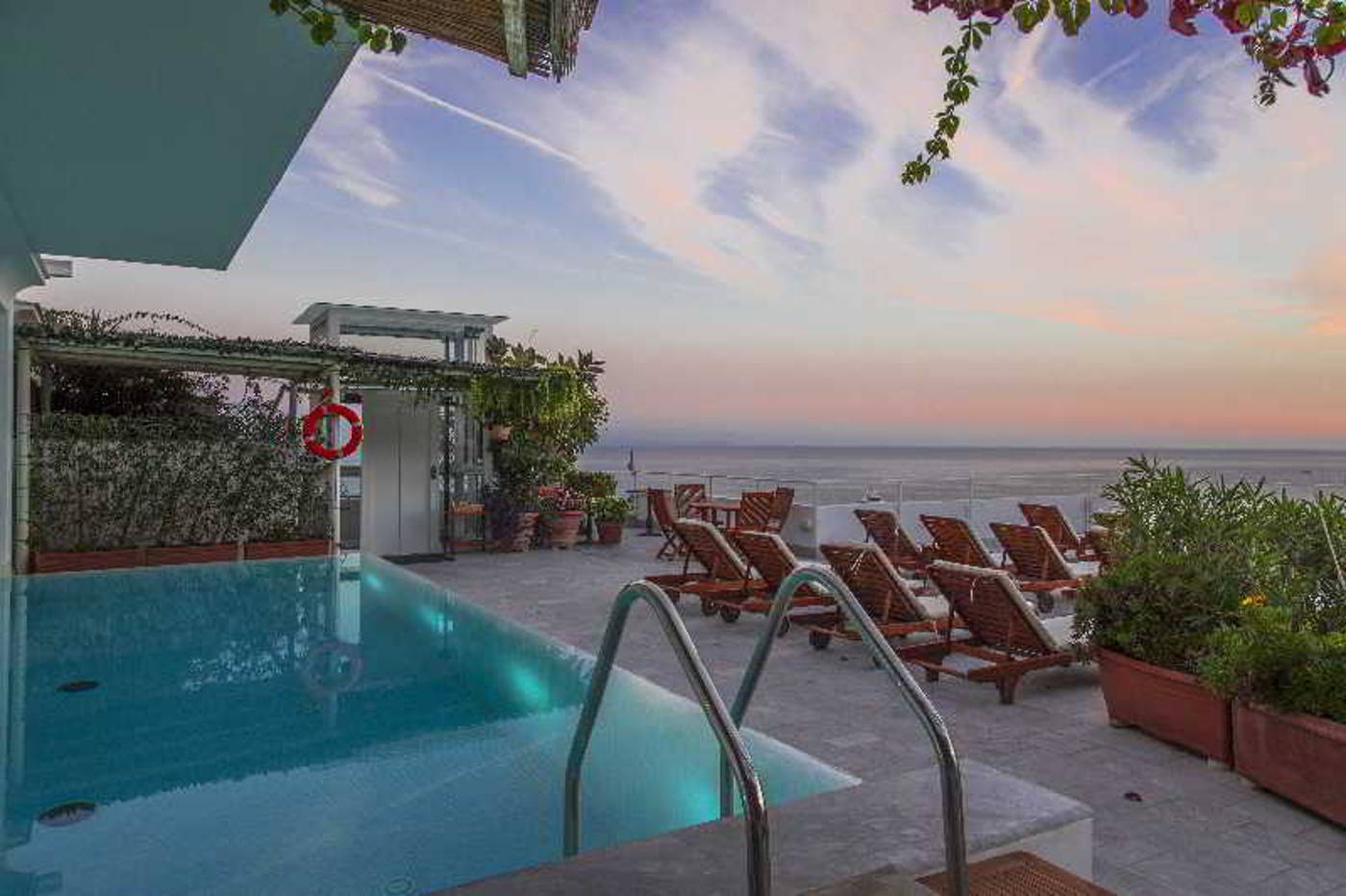 Marina-Riviera-Pool-38