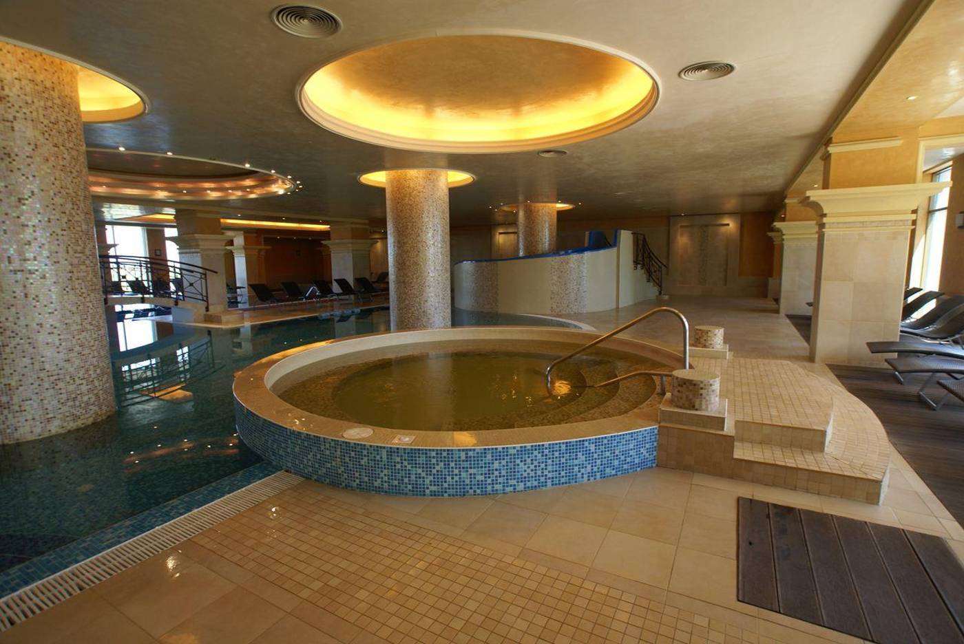 Sunset-Resort-Pool-74