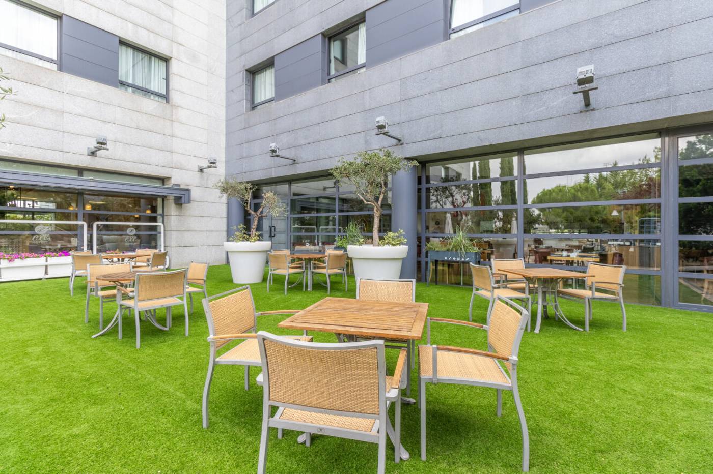 Exe-Madrid-Norte-Terrace-39