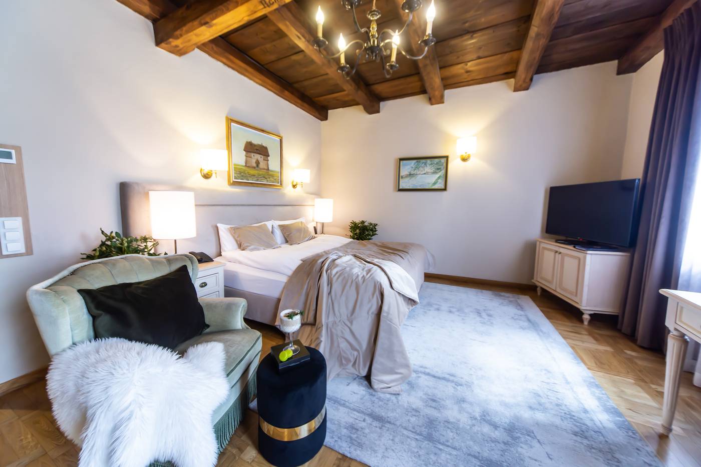 Hotel-Rubinstein-Room-4