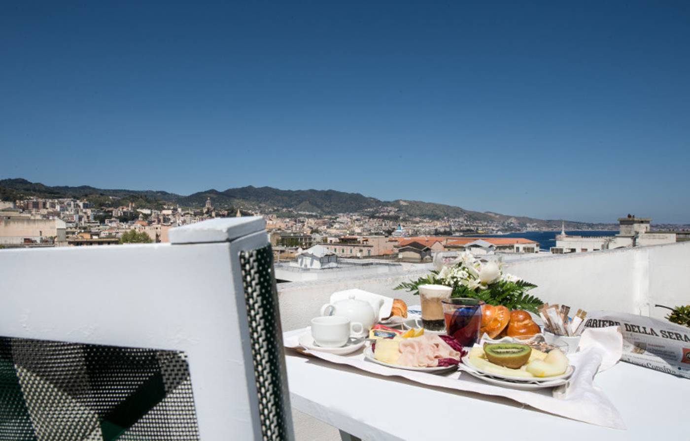 Royal-Palace-Terrace-43