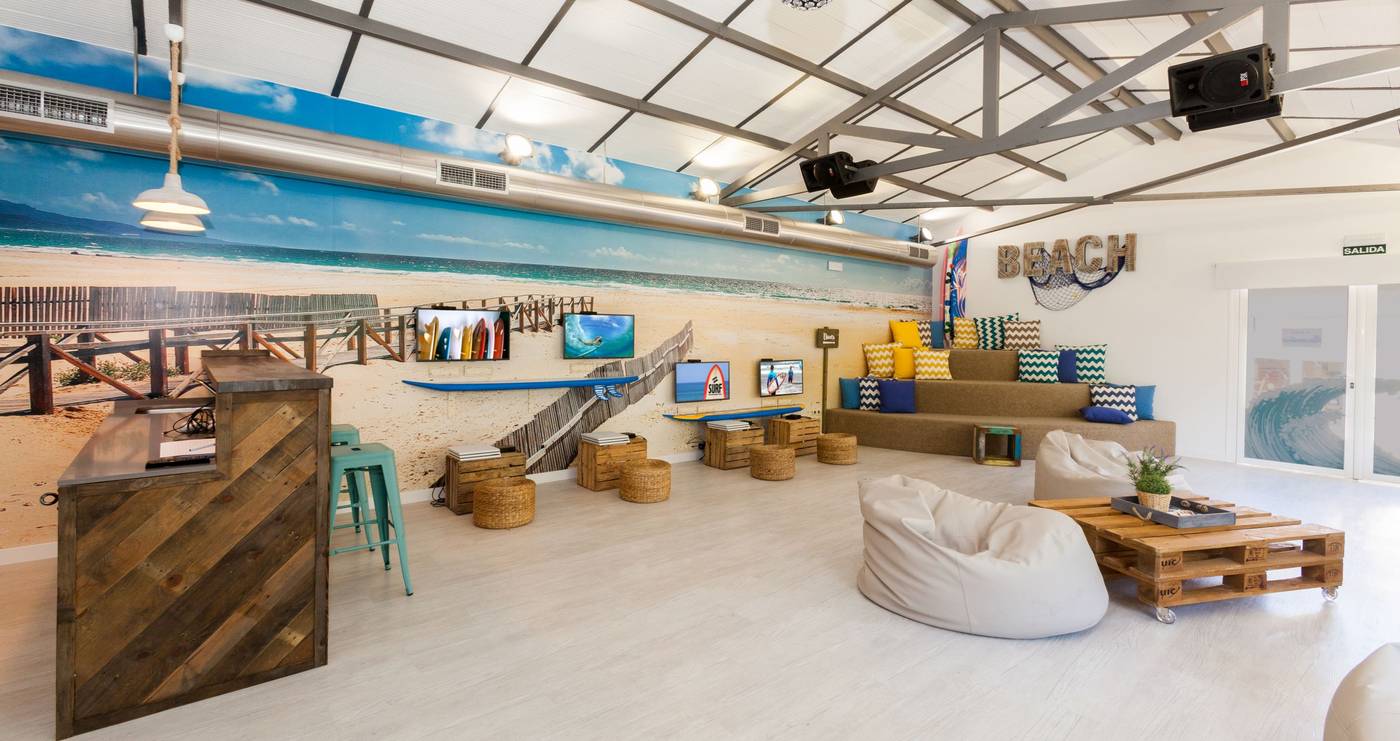 Ramada-Hotel---Suites-by-Wyndham-Costa-del-Sol-Sports-and-Entertainment-73