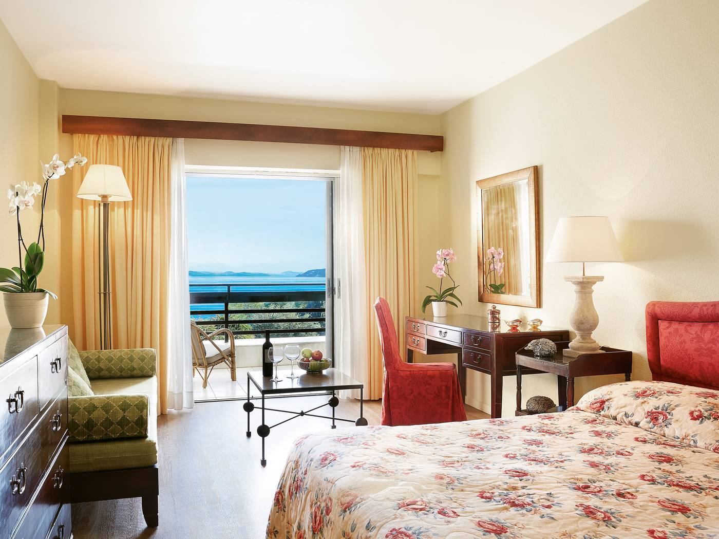 Grecotel-Luxme-Daphnila-Bay-Dassia-General-view-11
