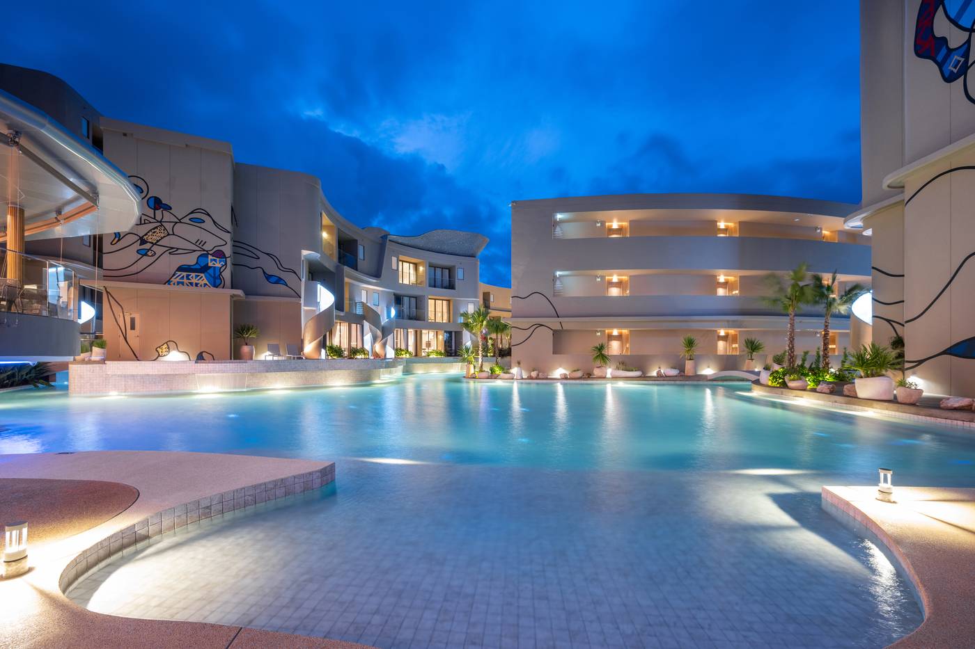 Metadee-Concept-Hotel-Pool-11