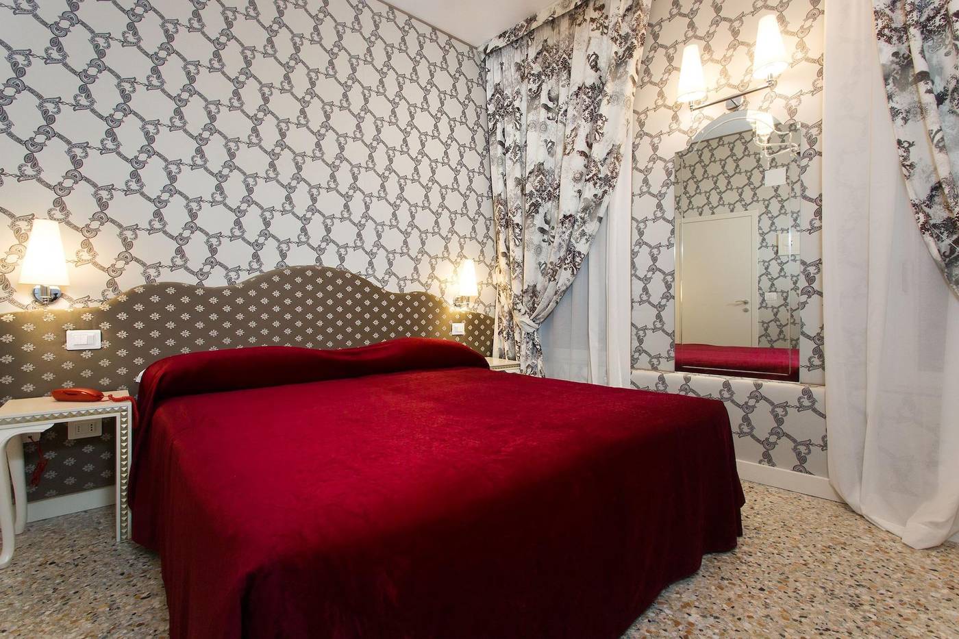 Hotel-C---Nobile-Corner-Room-32