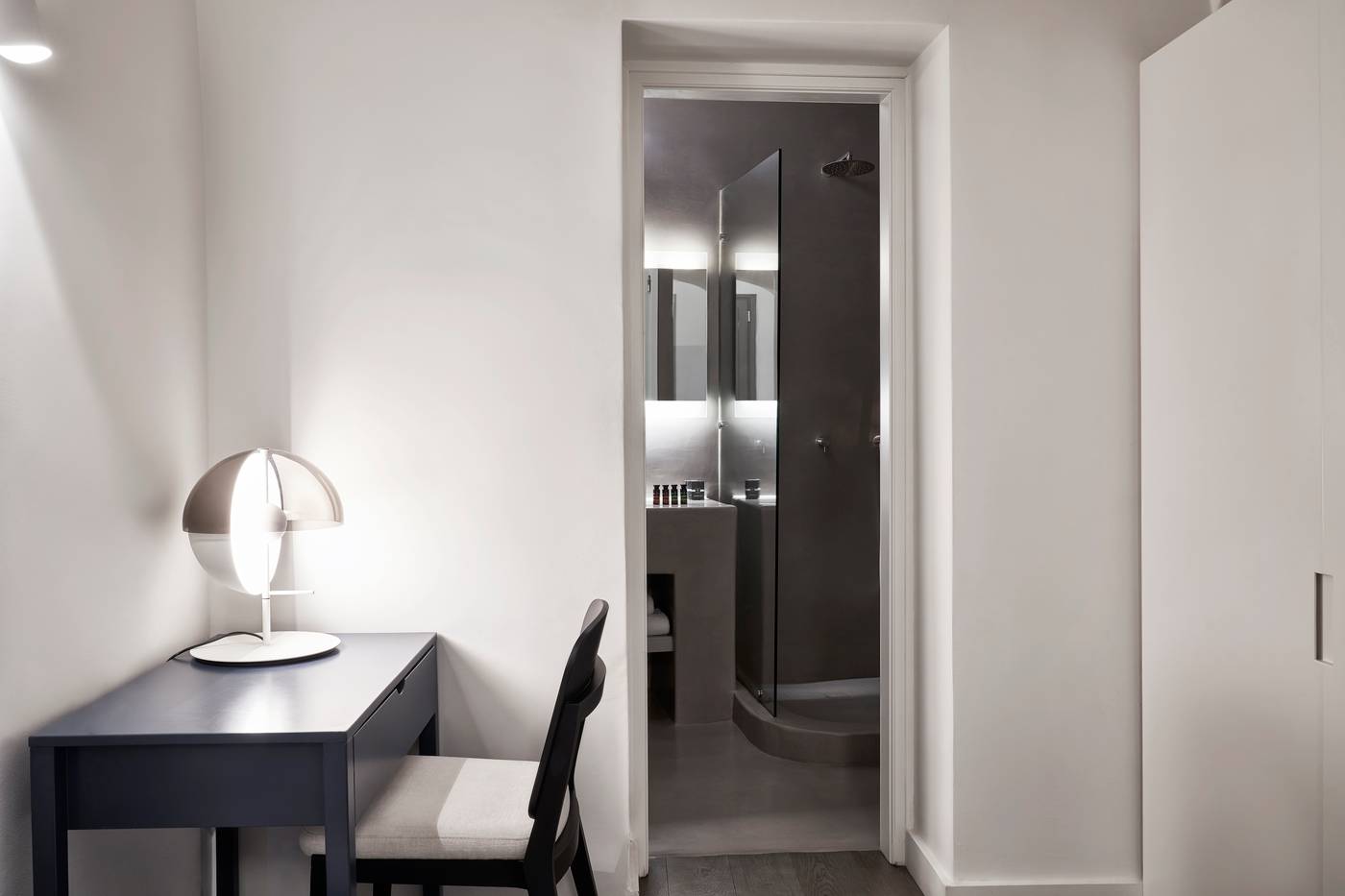 Old-Castle-Oia-Room-21