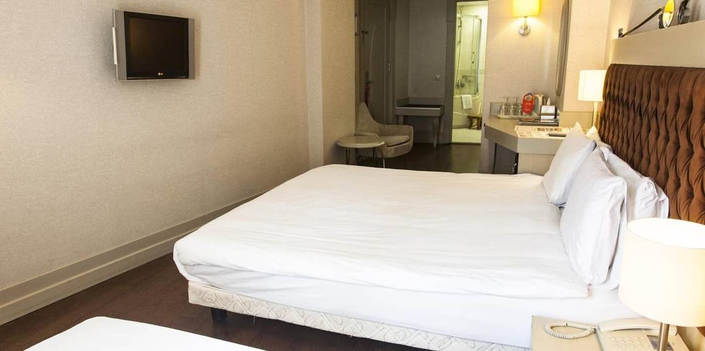 Faros-Old-City-Hotel-Room-28