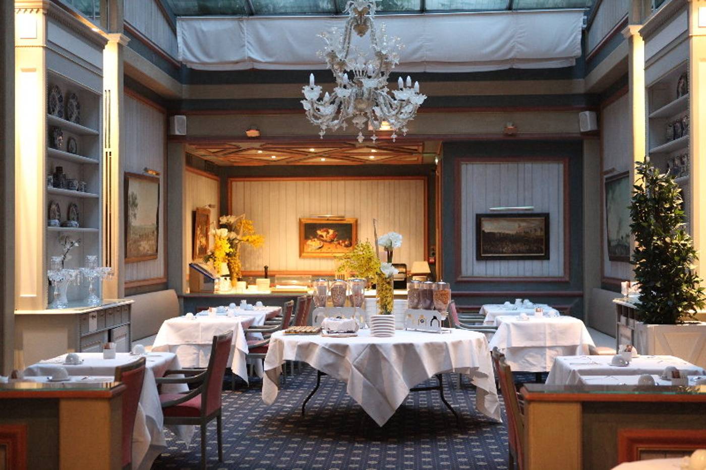 Royal-Garden-Champs-Elysees-Restaurant-50