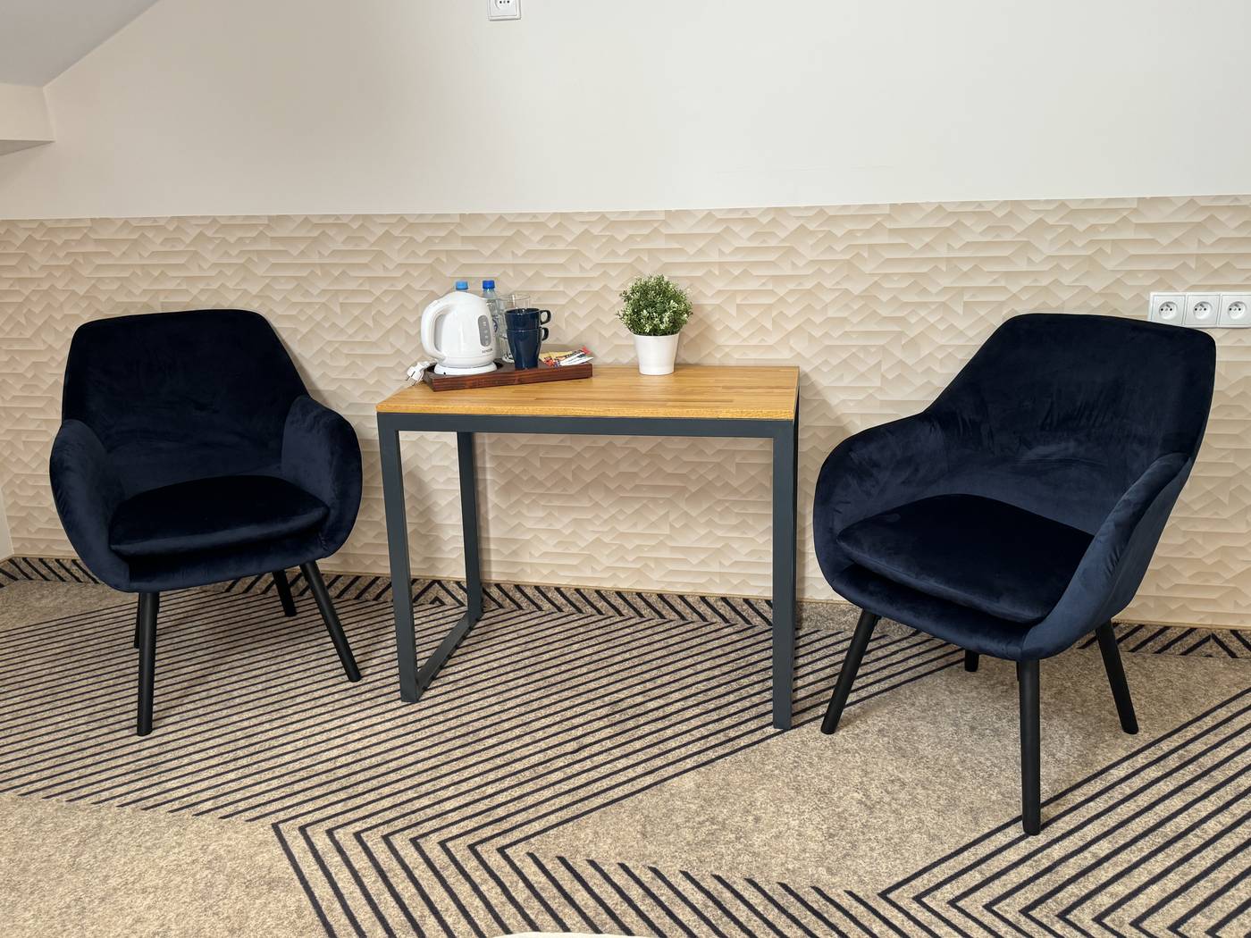 IRIS-Aparthotel-Room-8