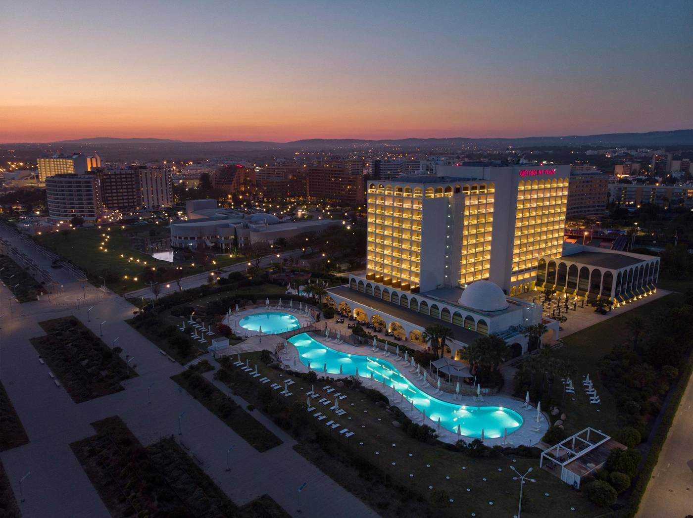 Crowne-Plaza-Vilamoura-General-view-11