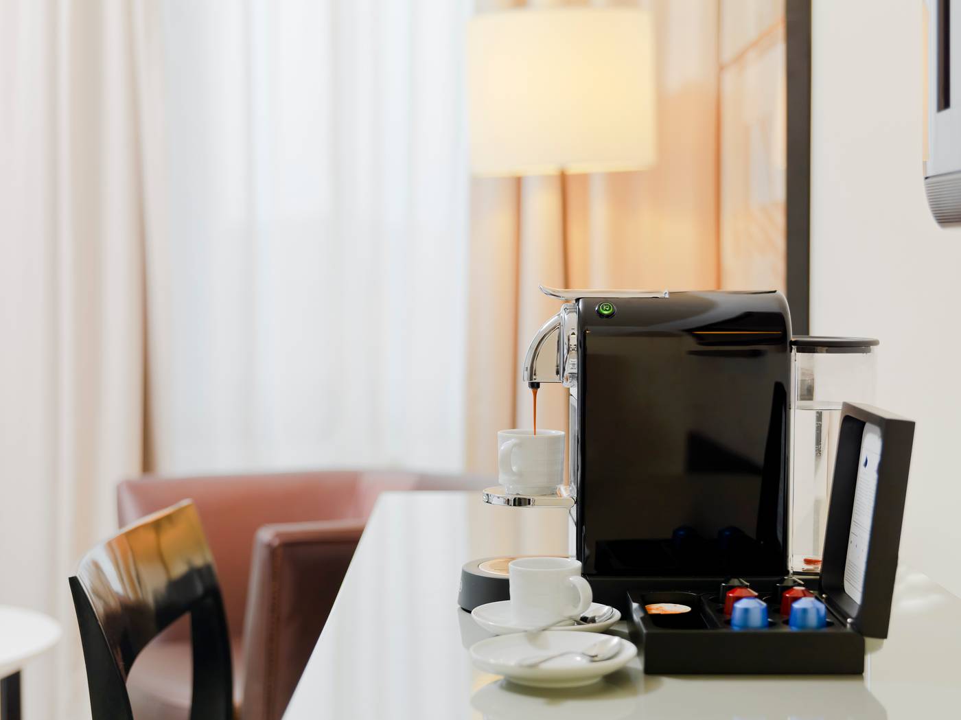 H10-Berlin-Ku-damm-Room-26