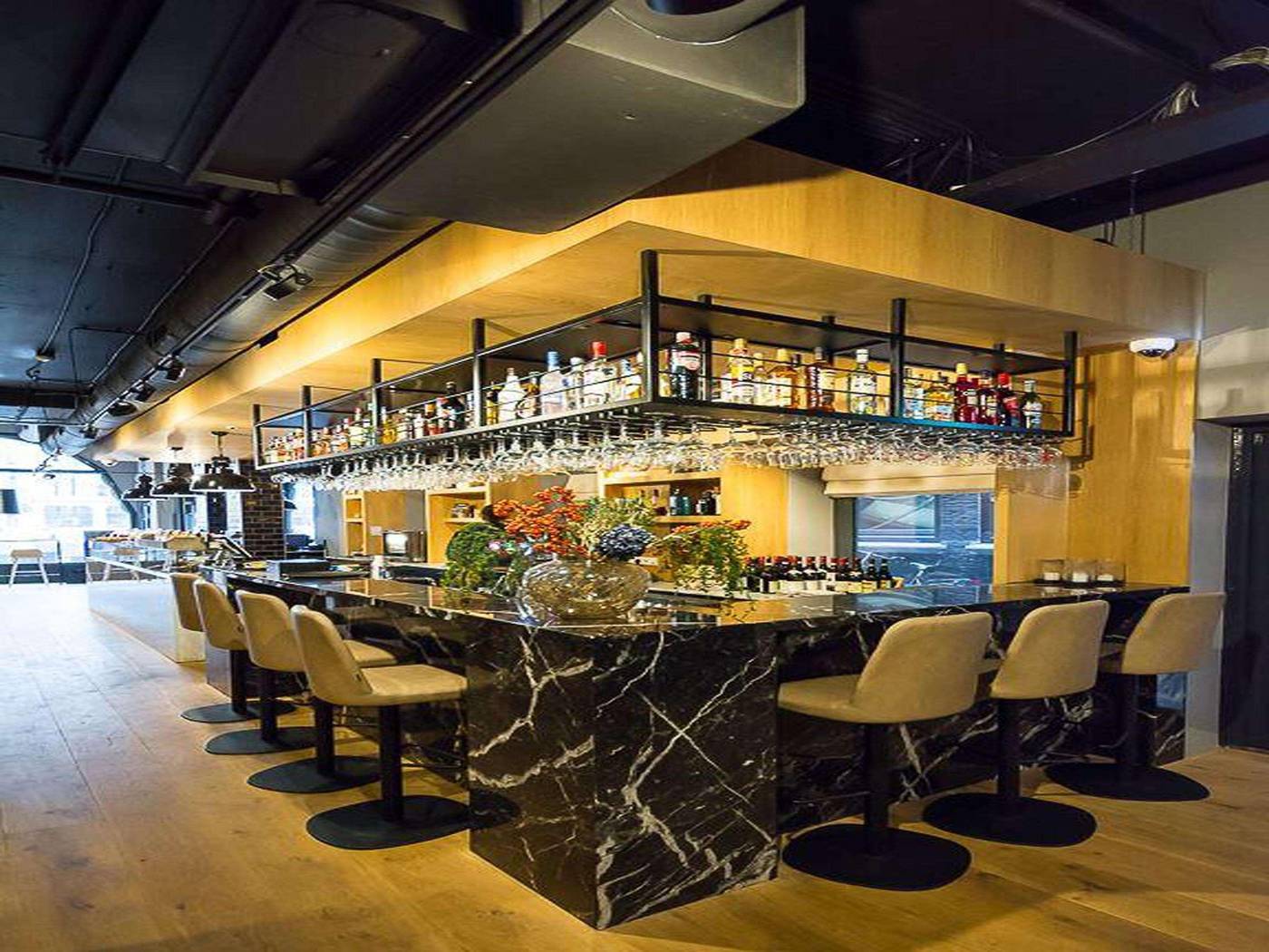 Swissotel-Amsterdam-Bar-77