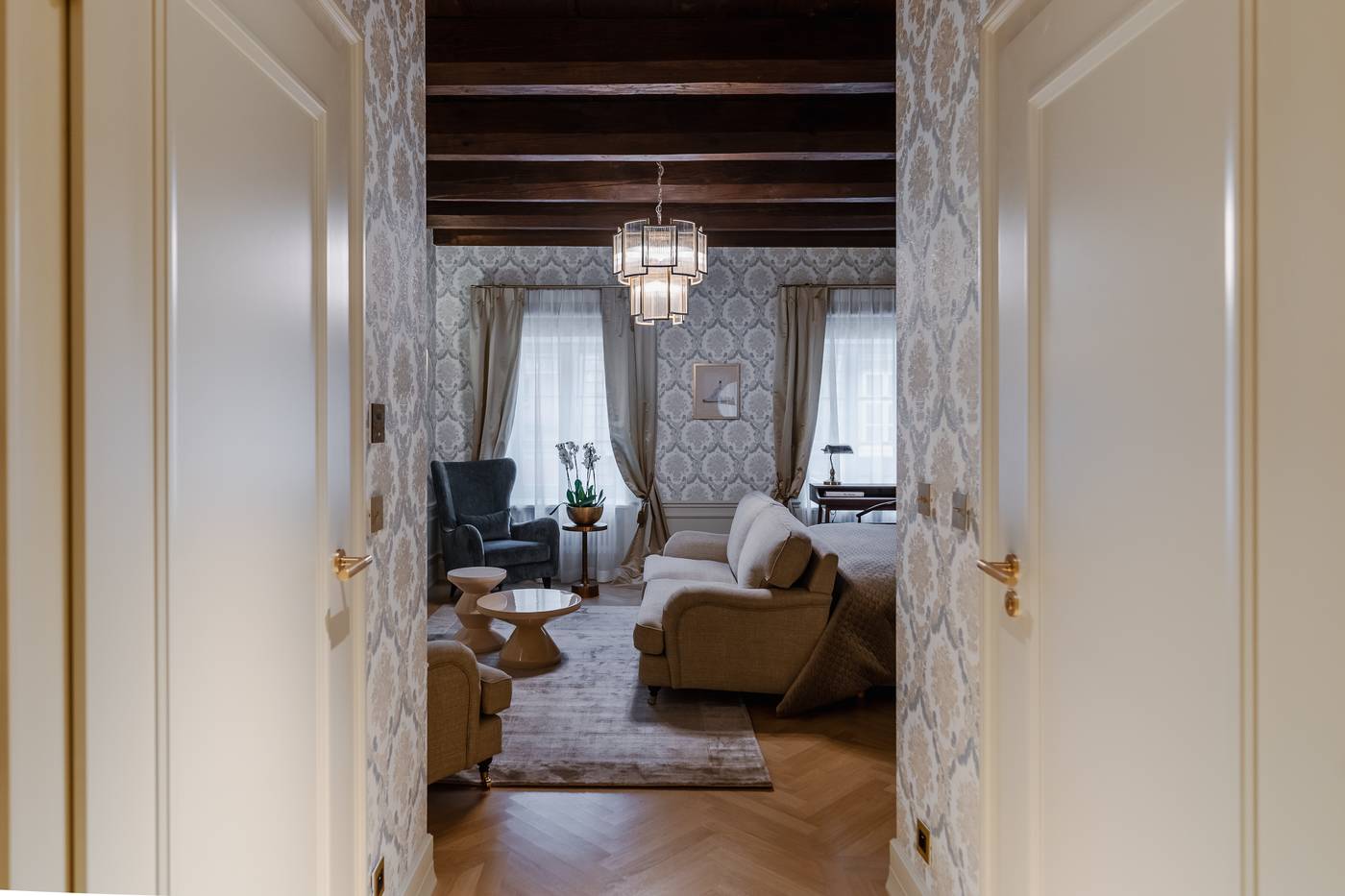 Hotel-Unicus-Palace-Old-Town---Destigo-Hotels-Room-44