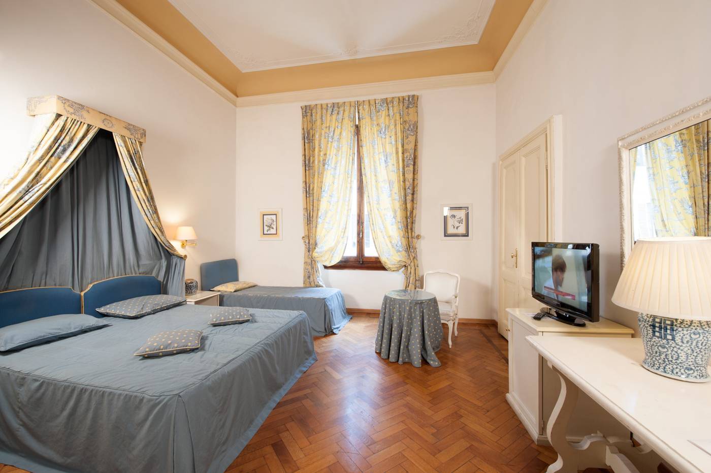 Palazzo-Ruspoli-Room-3