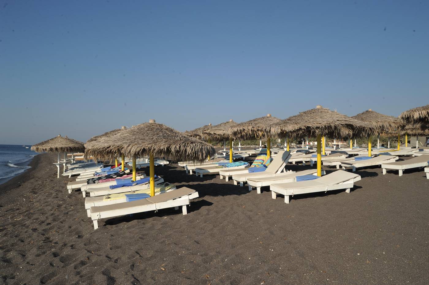 Perissa-Bay-Beach-43