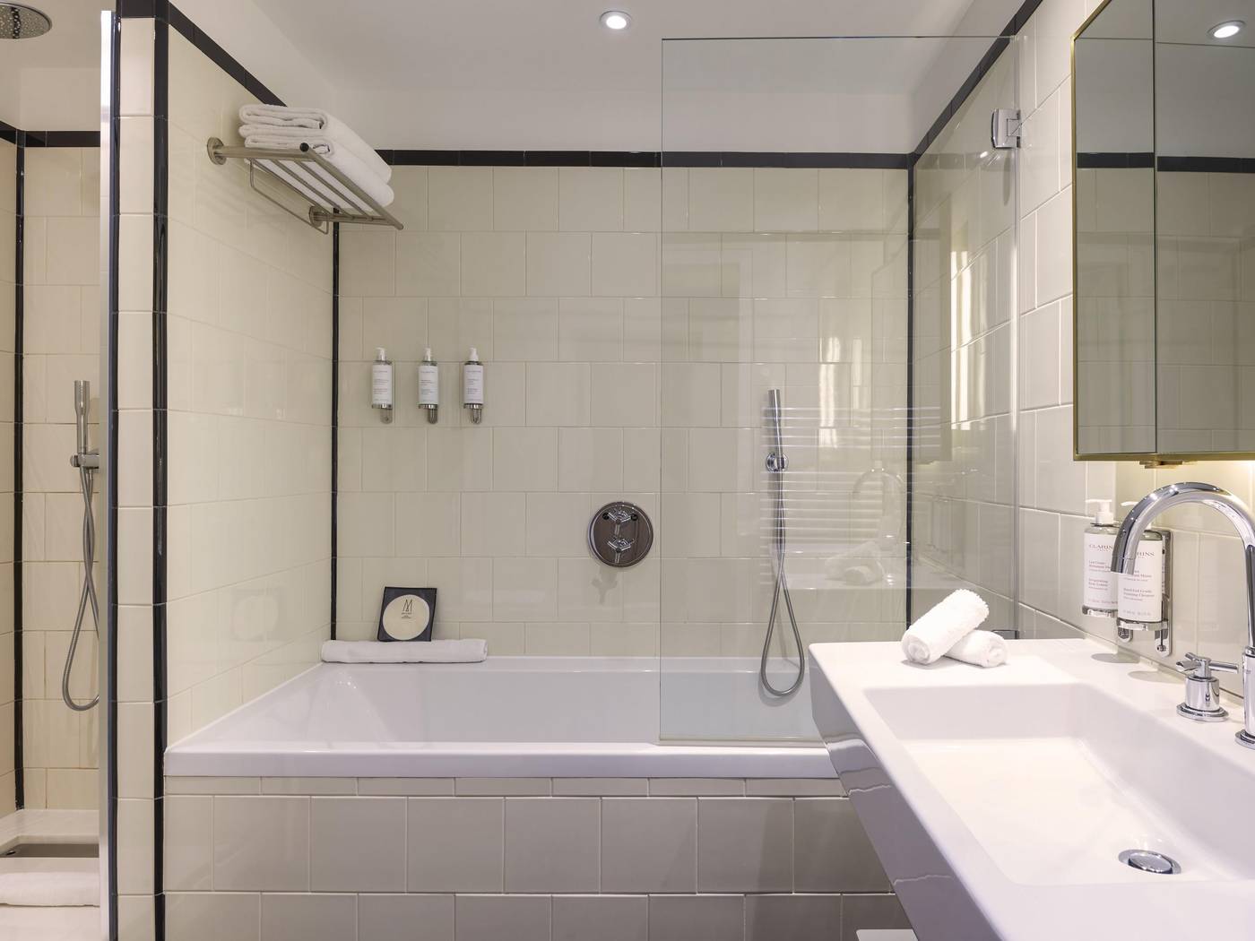 Hotel-l-Echiquier-Opera-Paris---MGallery-Room-56