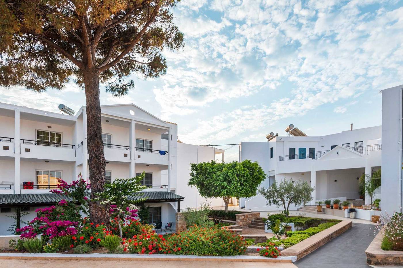 Elvita Hotel