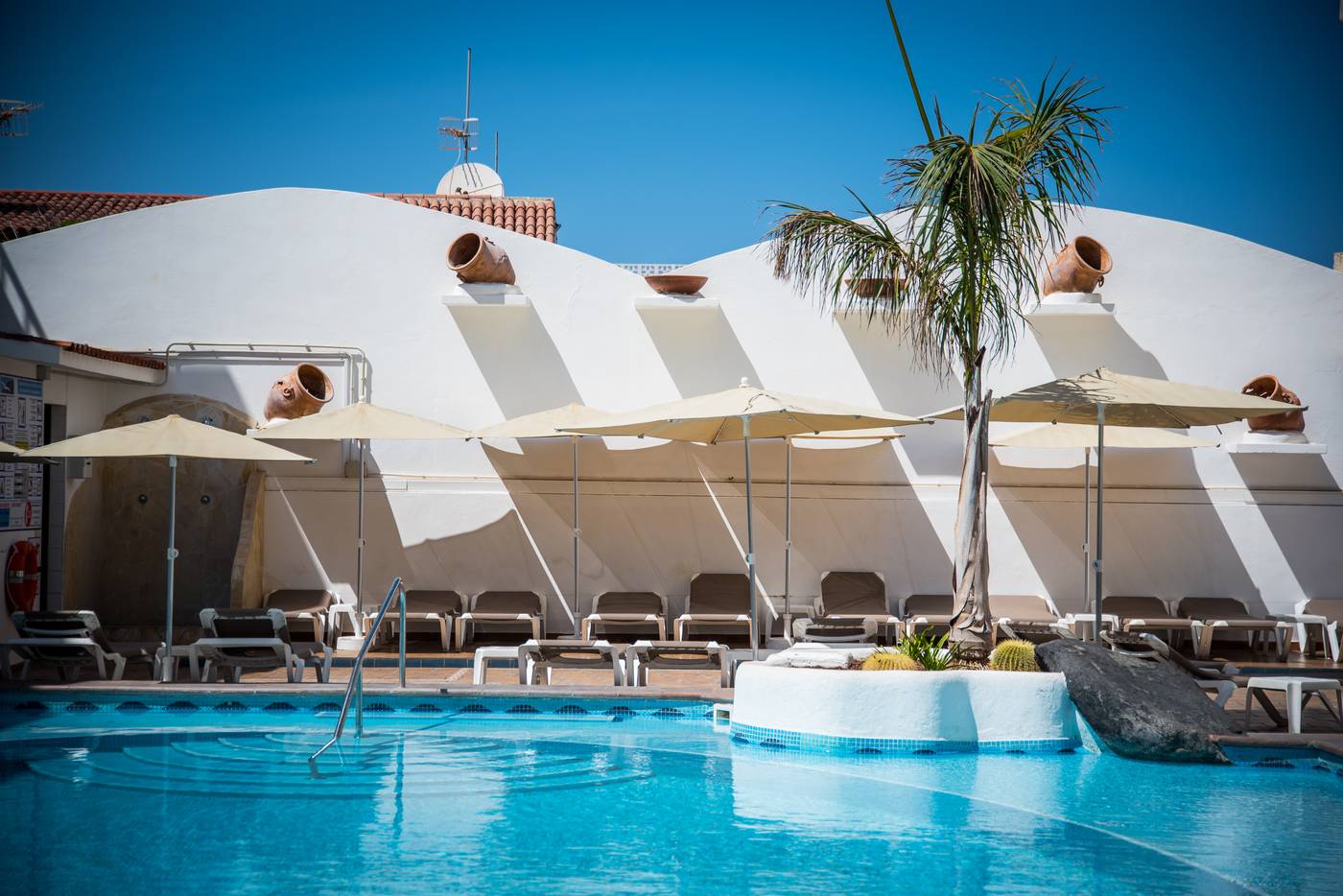 Vigilia-Park-Pool-13