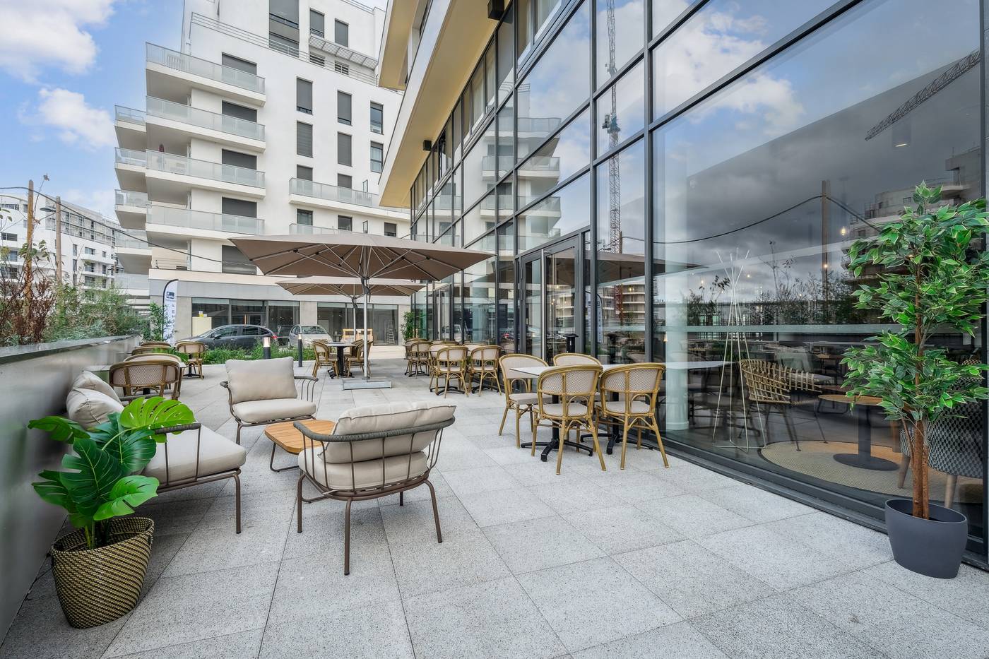 All-Suites-Appart-Hotel-Paris-Ouest-Colombes-Restaurant-29