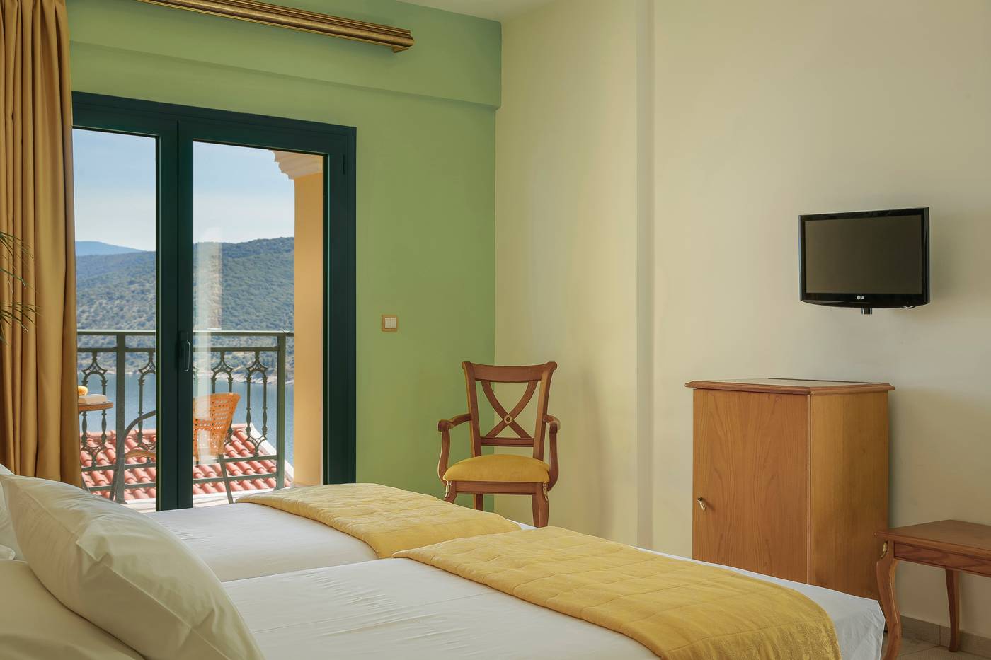 Kefalonia-Bay-Palace-Room-28
