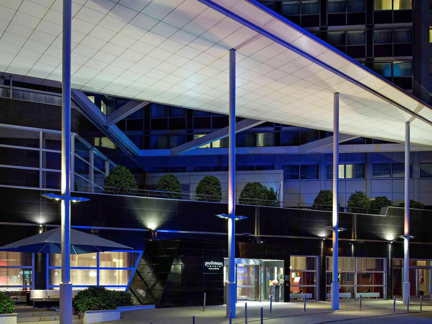 Pullman-Cologne-General-view-4
