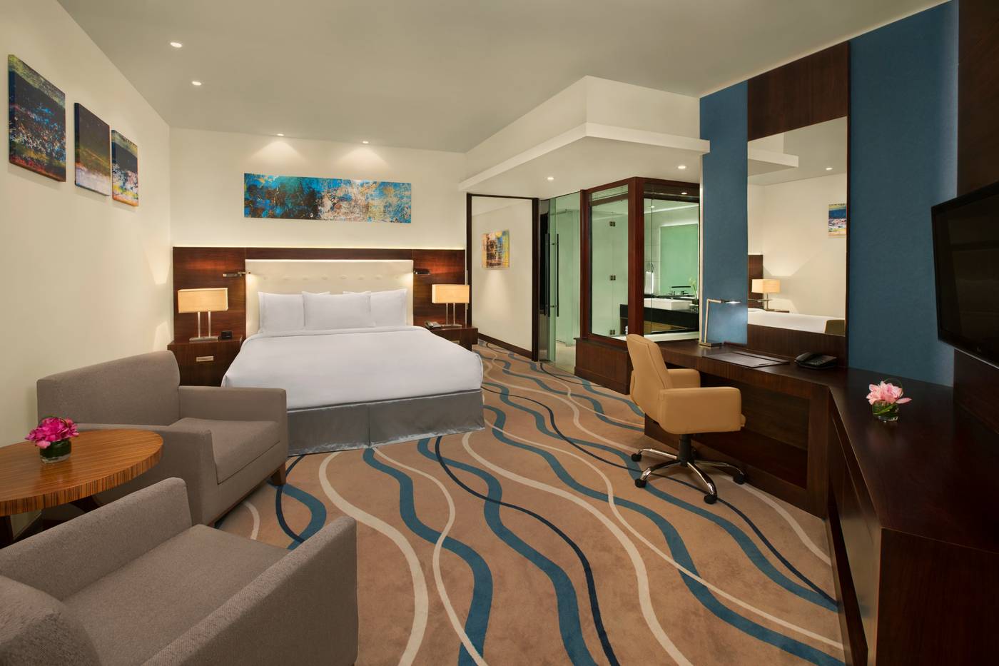 DoubleTree-by-Hilton-Hotel---Residences-Dubai-Room-9
