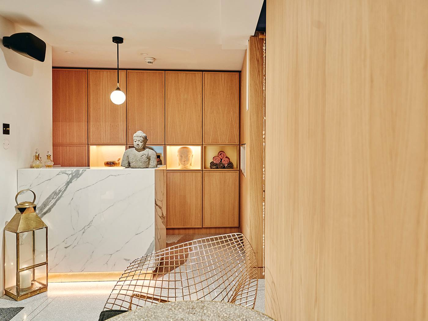 Maximilian-Hotel-Sports-and-Entertainment-2