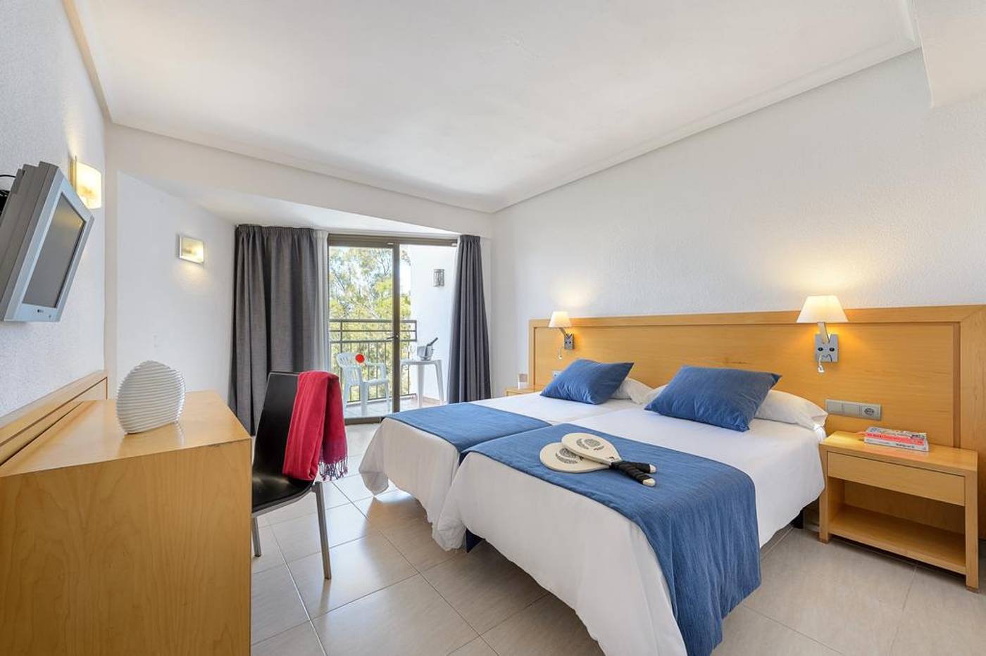 Club-San-Remo-Room-14