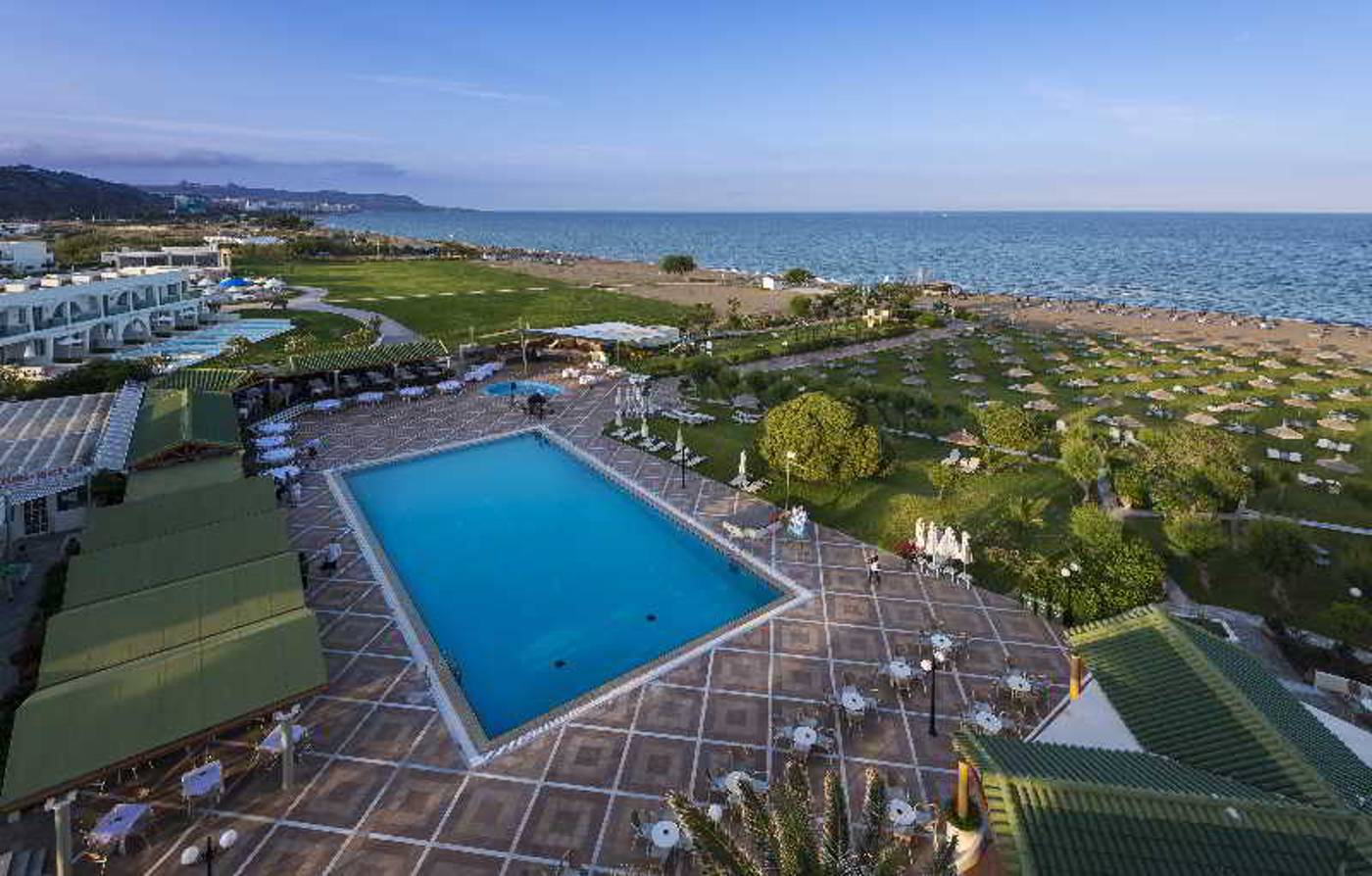 Apollo-Beach-Pool-8