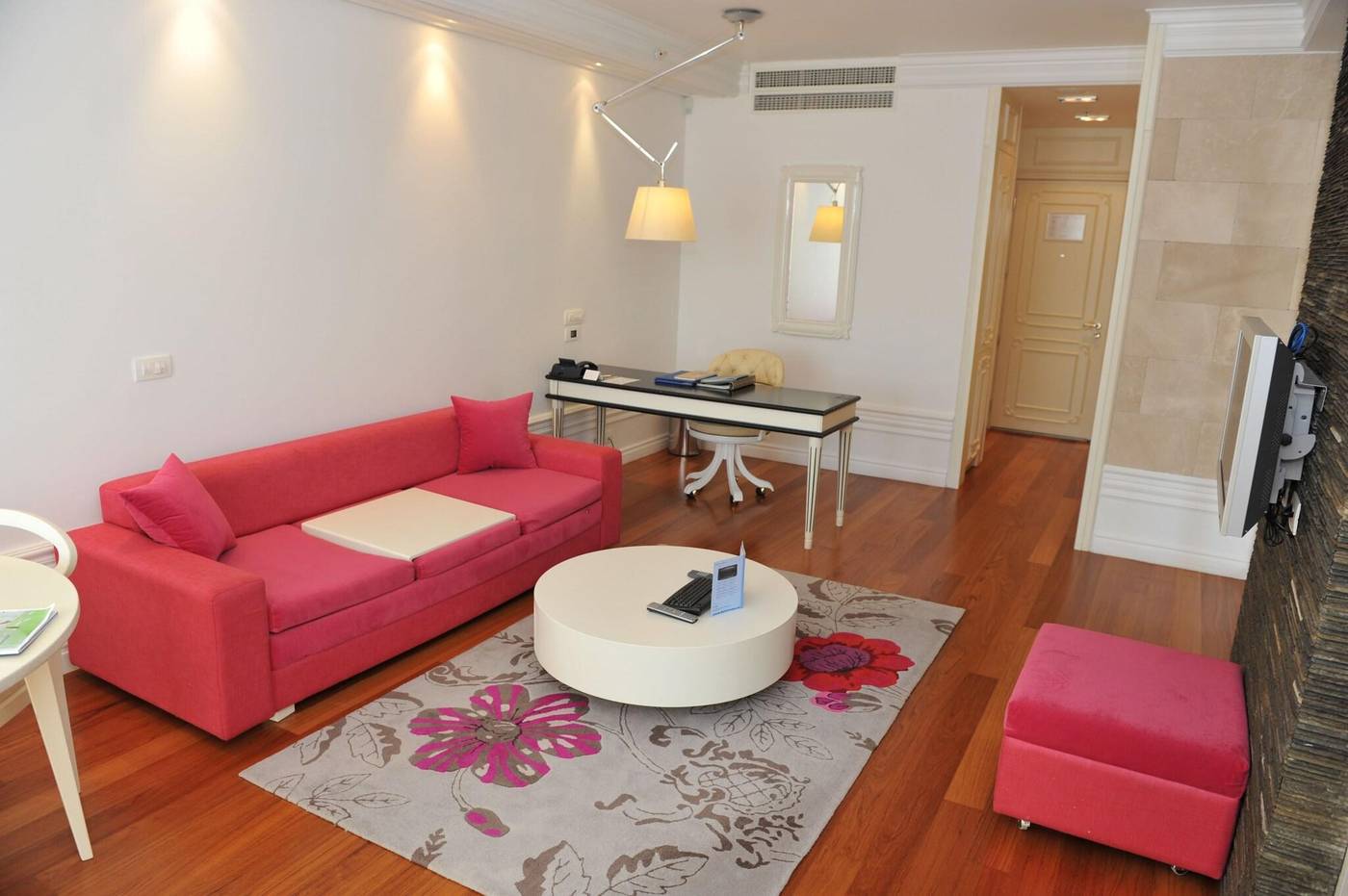 Splendid-Conference---Spa-Resort-Room-22