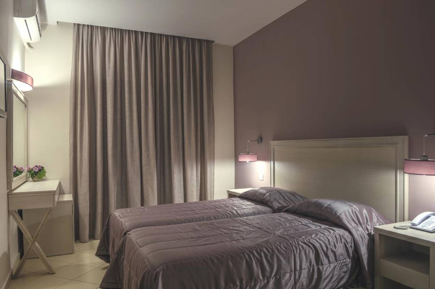 Delfinia-Room-25