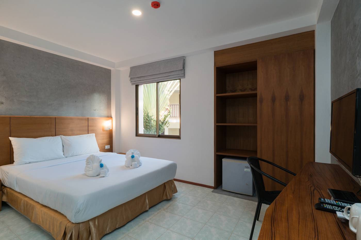 Patong-Swiss-Room-11