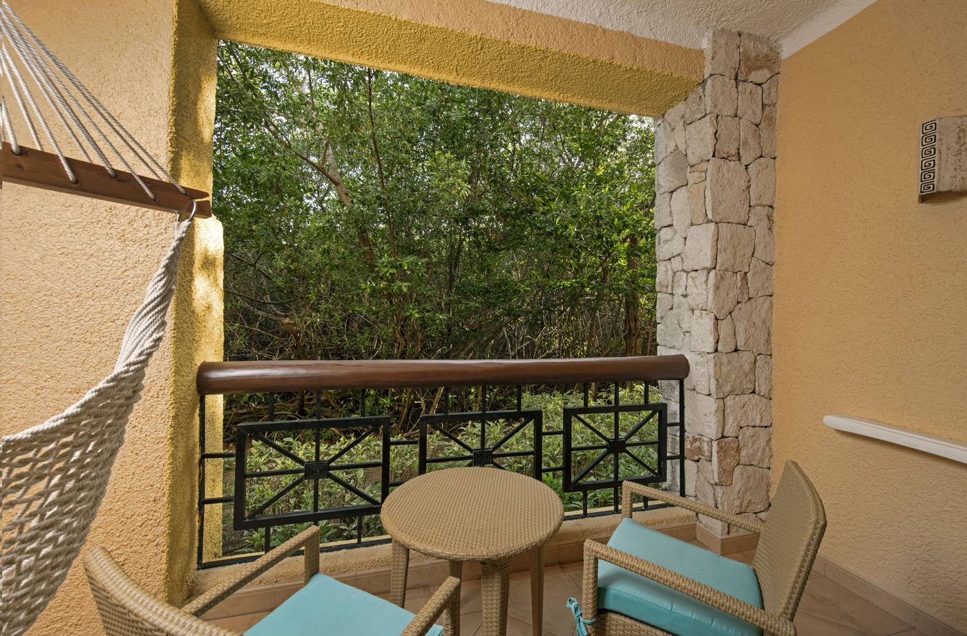 Iberostar-Selection-Paraiso-Maya-Suites-Room-96